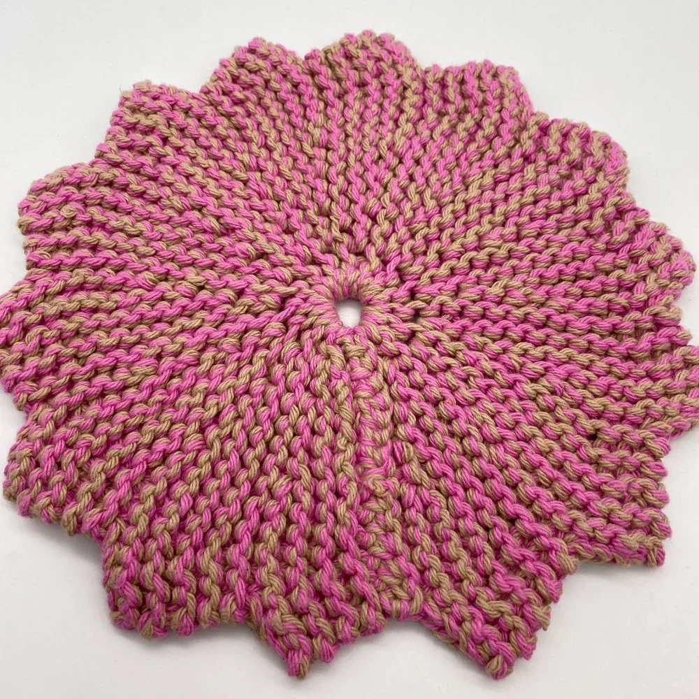 Hand Crochet pot holders trivets pink white thick Kitsch vintage‎ kitchen
